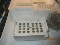 Capsules 009 bottom holds long side or body of cap.JPG